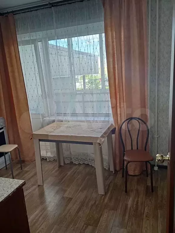1-к. квартира, 41 м, 1/10 эт. - Фото 1