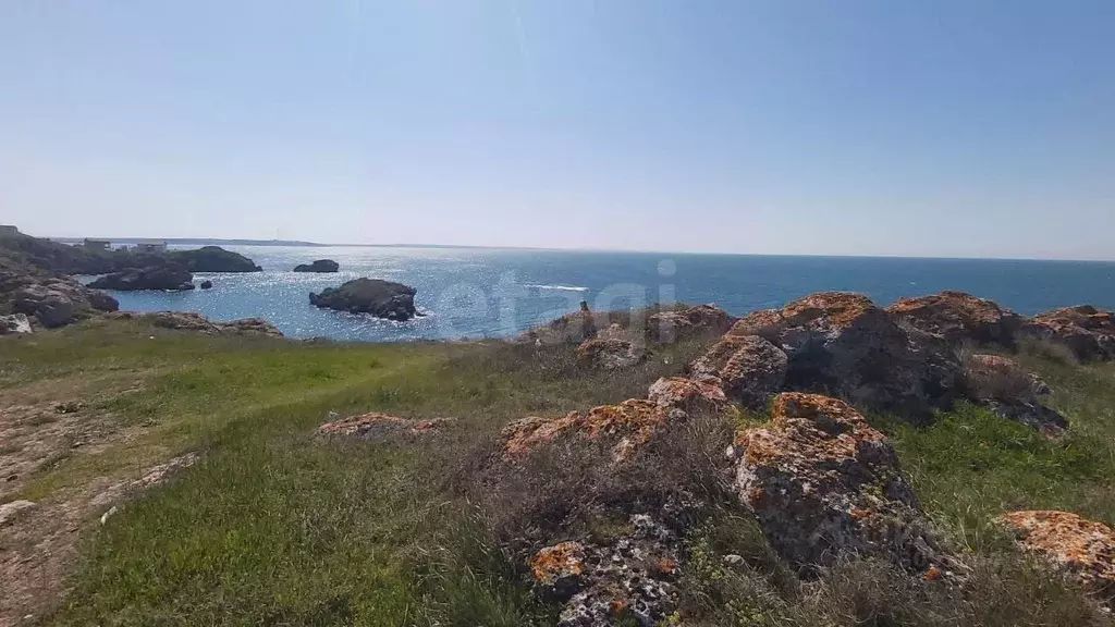 Участок в Крым, Ленинский район, Мысовское с/пос, с. Семеновка ул. ... - Фото 2