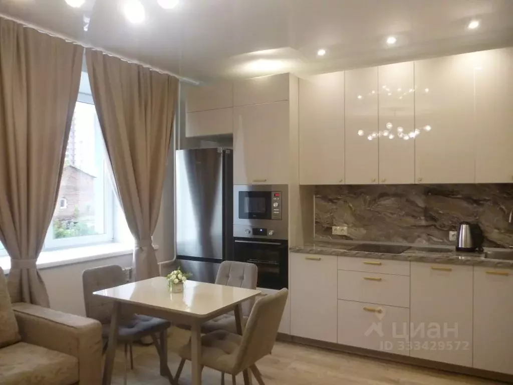 3-к кв. Алтайский край, Барнаул ул. Чехова, 20 (60.0 м) - Фото 1