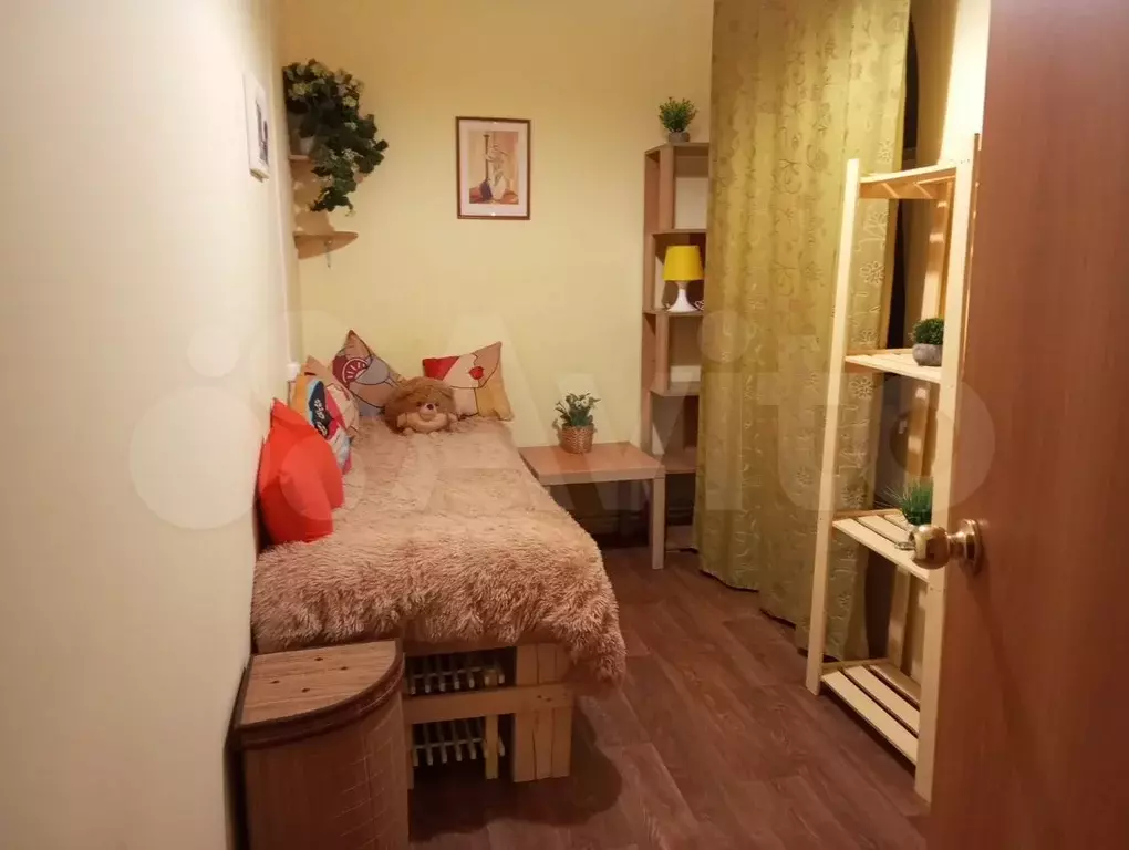 Комната 15 м в 3-к., 2/3 эт. - Фото 1