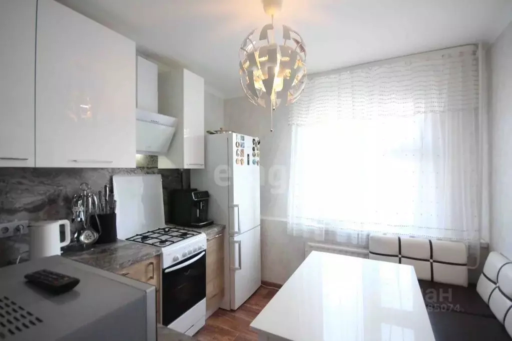 2-к кв. Ямало-Ненецкий АО, Новый Уренгой Советский мкр, 5/2 (53.5 м) - Фото 1