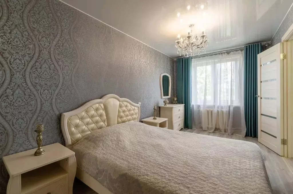 2-к кв. Псковская область, Псков ул. Максима Горького, 25 (50.0 м) - Фото 0