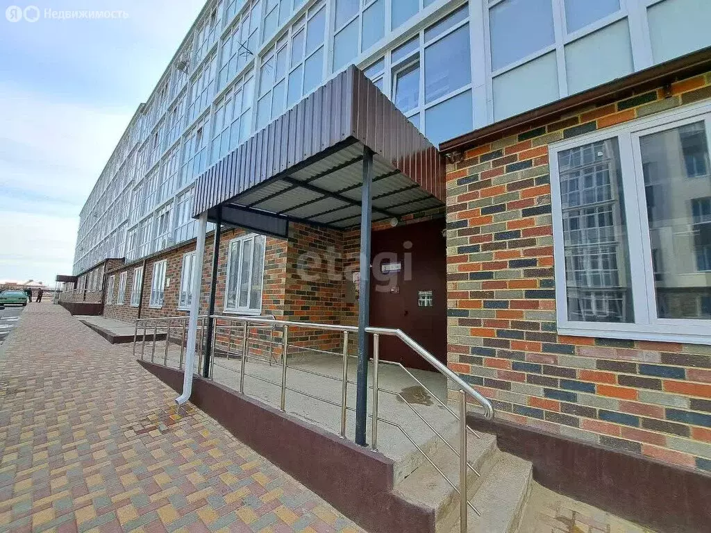Квартира-студия: Михайловск, жилой район Гармония, улица Александра ... - Фото 0