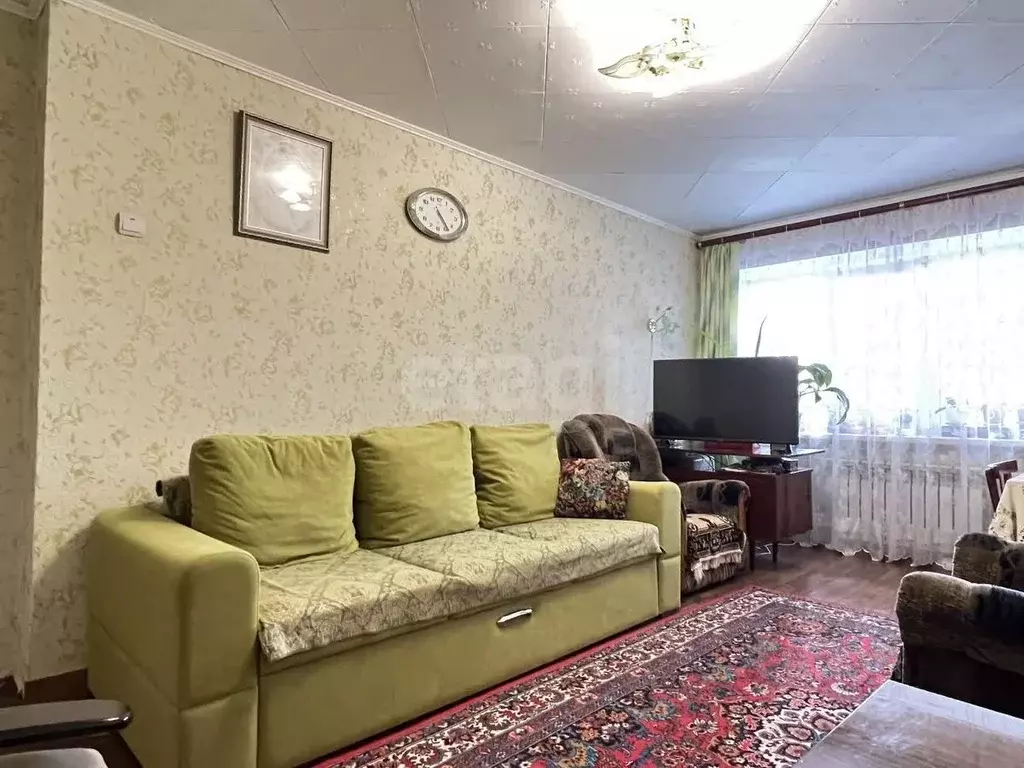 3-к кв. Саратовская область, Саратов ул. Мало-Елшанская, 16 (58.2 м) - Фото 0