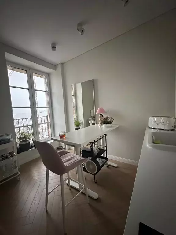 Продается 3-комнатная квартира - Фото 1