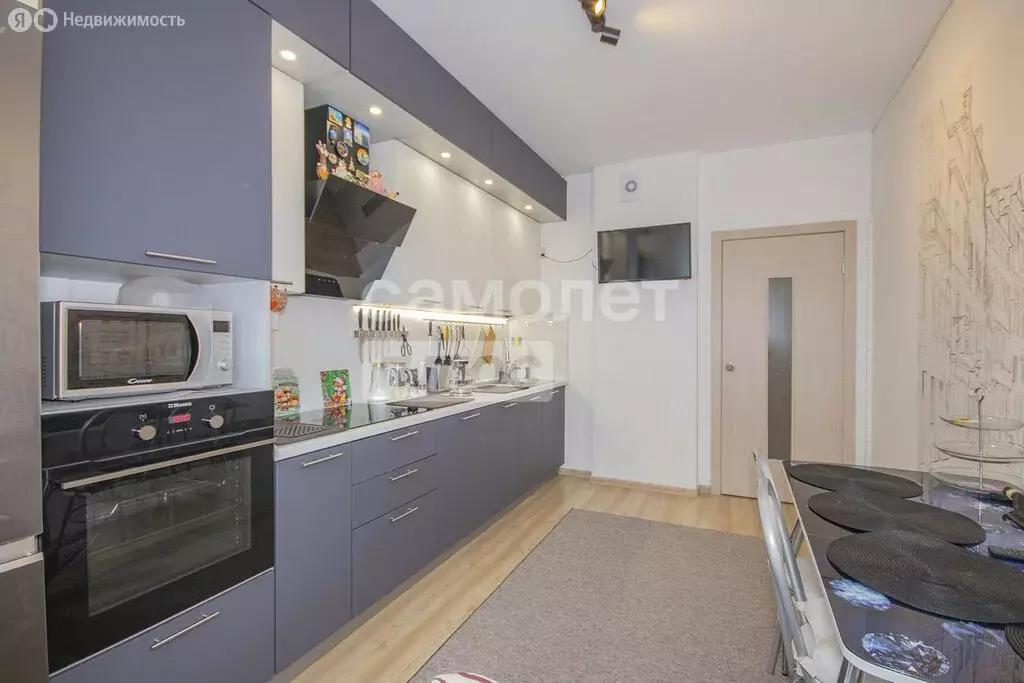 3-комнатная квартира: Екатеринбург, проспект Академика Сахарова, 29/4 ... - Фото 2