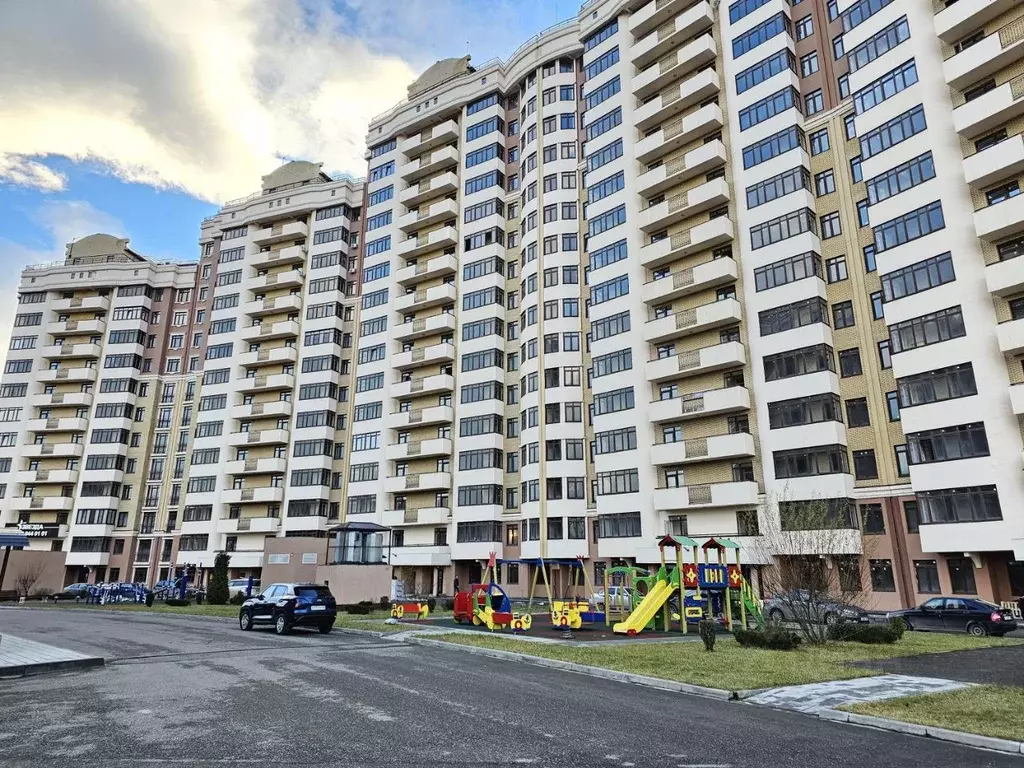 3-к кв. Ставропольский край, Кисловодск просп. Победы (123.0 м) - Фото 1