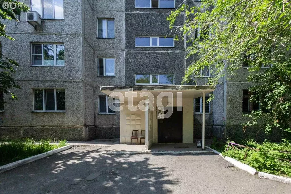 3-комнатная квартира: Тюмень, улица Пермякова, 60 (70.2 м) - Фото 1