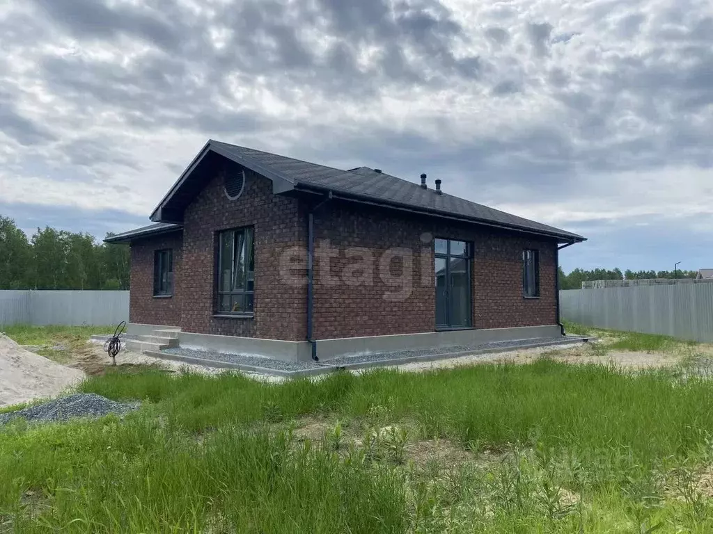 Дом в Тюменская область, Тюменский муниципальный округ, с. Кулаково, ... - Фото 1