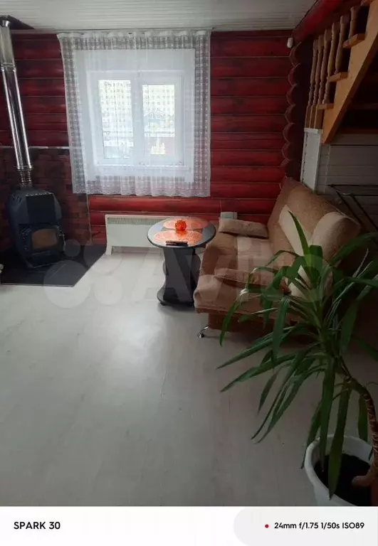 Дом 100 м на участке 6 сот. - Фото 1