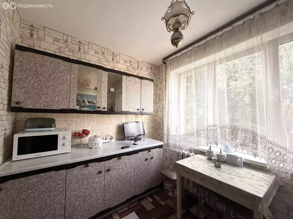 2-комнатная квартира: Богородицк, улица Юности, 3 (44 м) - Фото 1