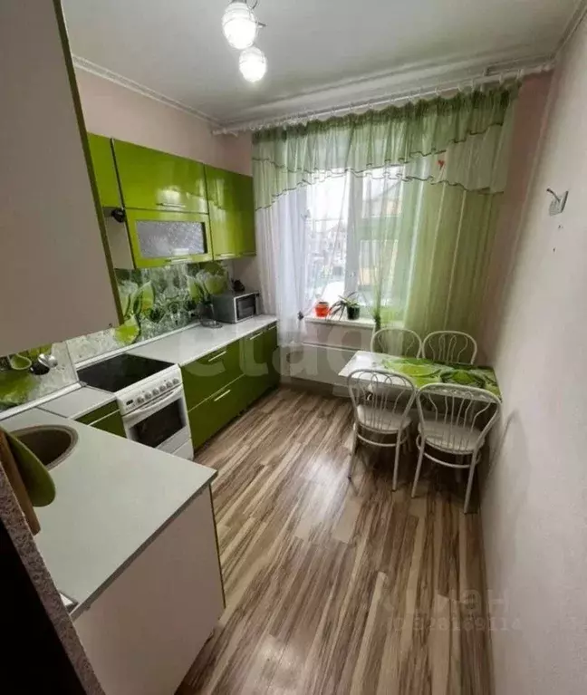 3-к кв. Ямало-Ненецкий АО, Муравленко ул. 70 лет Октября, 1 (65.6 м) - Фото 1