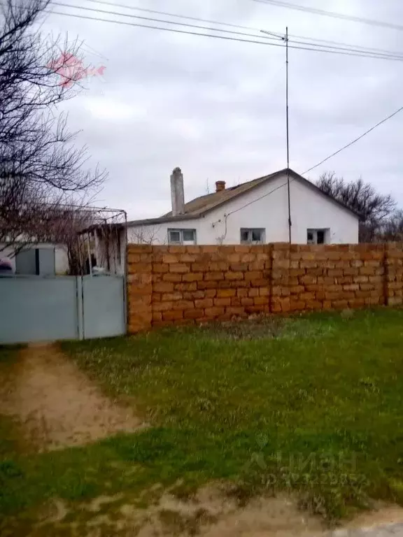 Дом в Крым, Сакский район, Добрушинское с/пос, с. Елизаветово ул. 40 ... - Фото 2