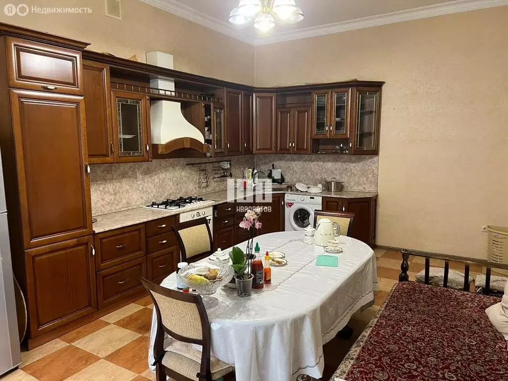 Дом в Махачкала, улица Митарова (250 м) - Фото 2