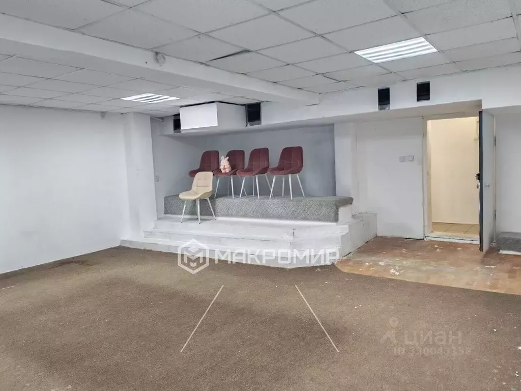 Помещение свободного назначения в Кировская область, Киров ул. ... - Фото 2