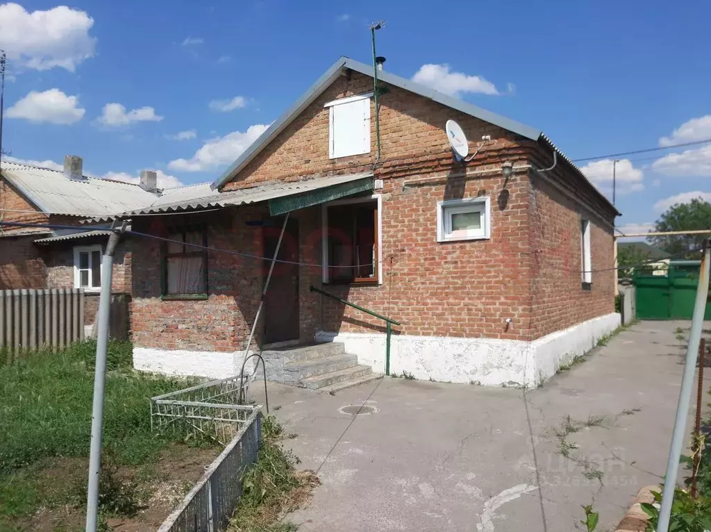 Дом в Ростовская область, Октябрьский район, Артемовское с/пос, пос. ... - Фото 1