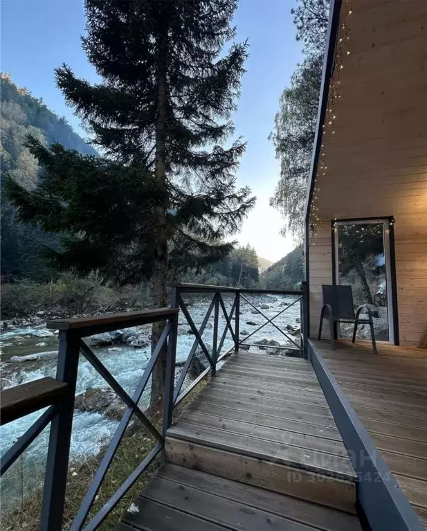 Дом в Карачаево-Черкесия, Зеленчукский район, с. Архыз  (24 м) - Фото 0