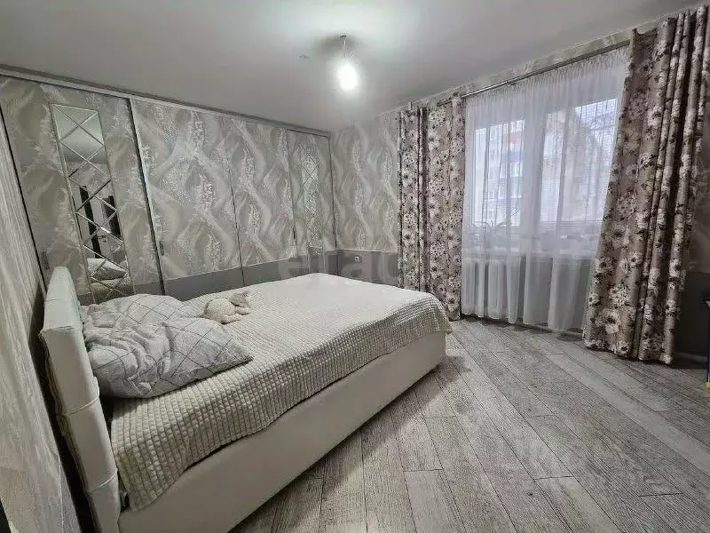 3-к кв. Башкортостан, Стерлитамак ул. Худайбердина, 150Б (91.5 м) - Фото 1