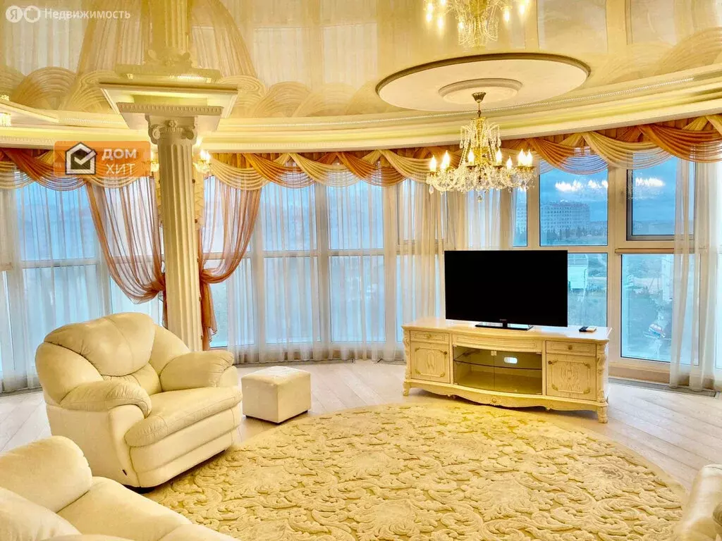 3-комнатная квартира: Севастополь, улица Героев Бреста, 116 (120 м) - Фото 1