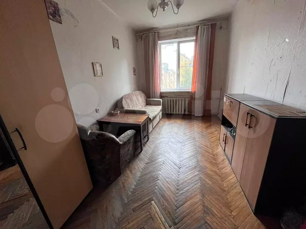 Комната 14 м в 3-к., 4/4 эт. - Фото 0