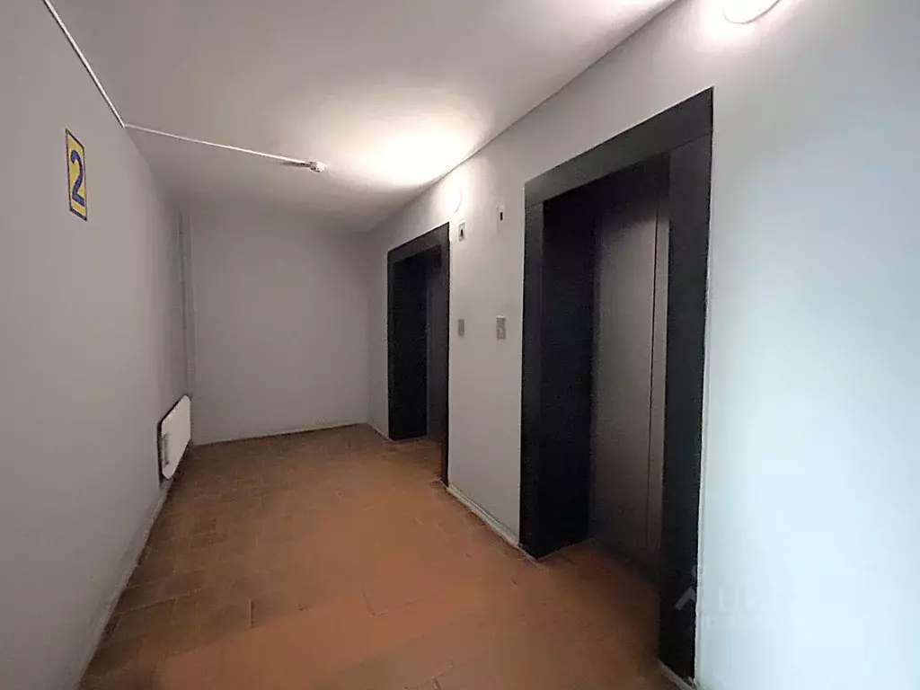 Гараж в Свердловская область, Екатеринбург ул. Восточная, 51 (23 м) - Фото 2