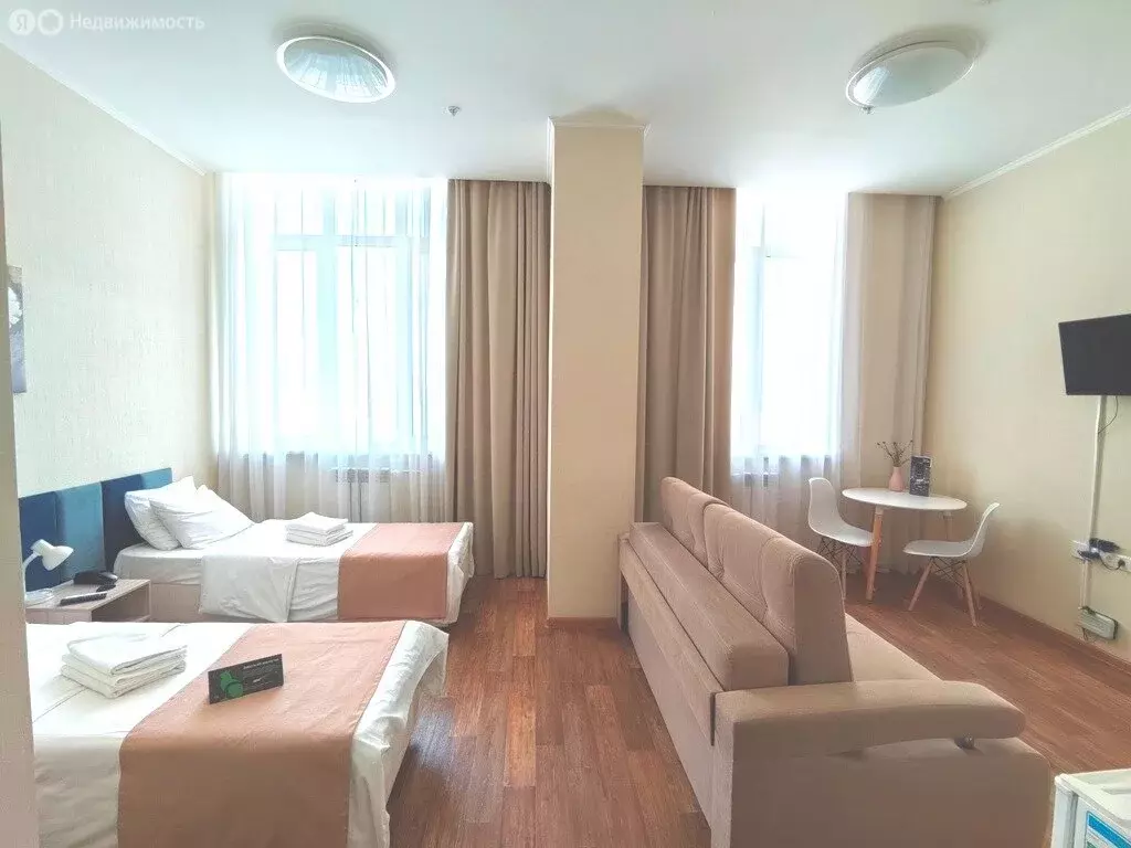 Квартира-студия: Красноярск, улица Партизана Железняка, 40Б (33 м) - Фото 1