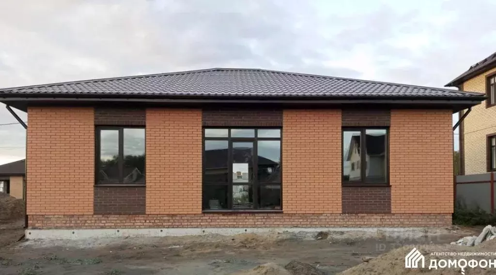 Дом в Омская область, Омский район, с. Троицкое ул. Янтарная (105 м) - Фото 2