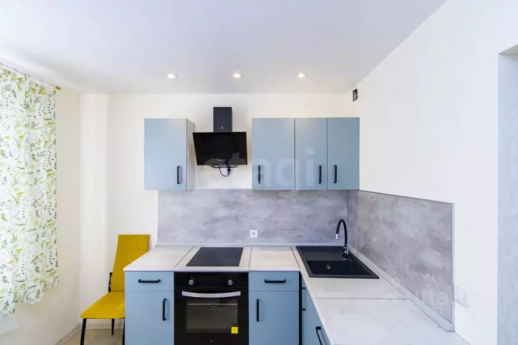 1-к кв. Тюменская область, Тюмень ул. Радищева, 29 (33.6 м) - Фото 1