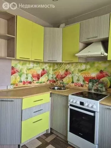 3-комнатная квартира: Иркутск, улица Баумана, 226 (50 м) - Фото 1