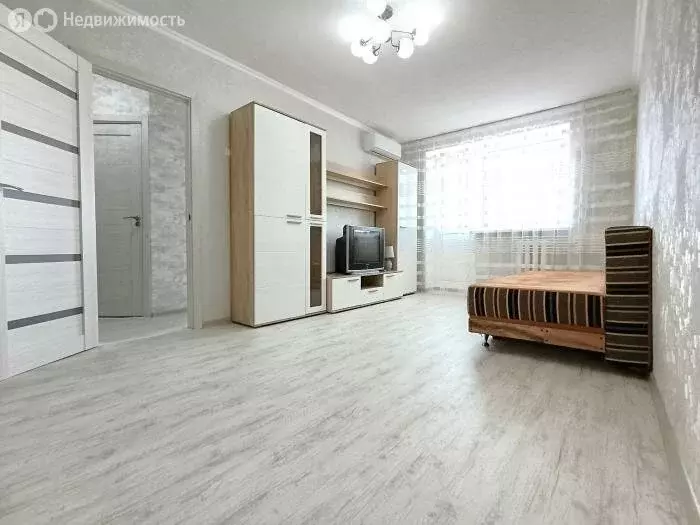 1-комнатная квартира: Евпатория, улица Дёмышева, 102 (30 м) - Фото 1