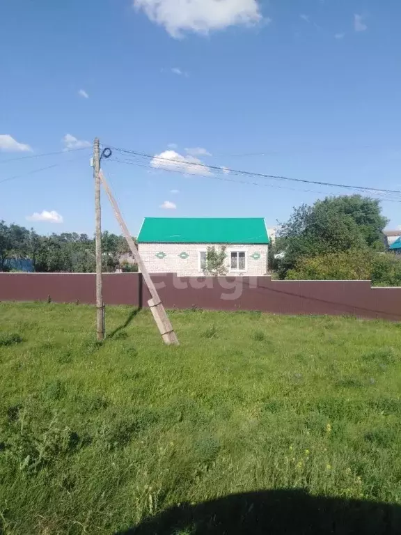 дом в башкортостан, стерлитамакский район, д. константиноградовка ул. . - Фото 0