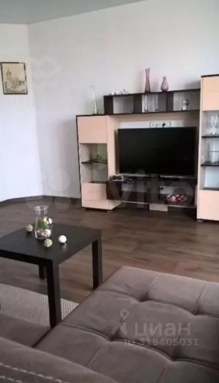 3-к кв. Крым, Саки ул. Советская, 2 (70.0 м) - Фото 1