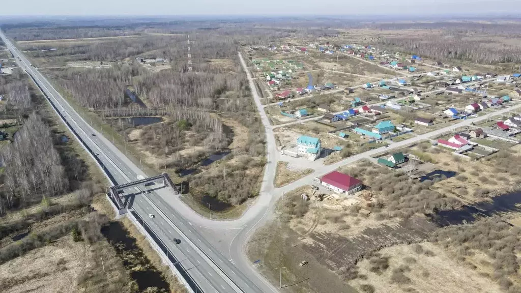 Дом в Тюменская область, с. Ярково ул. Мелиораторов (94 м) - Фото 0