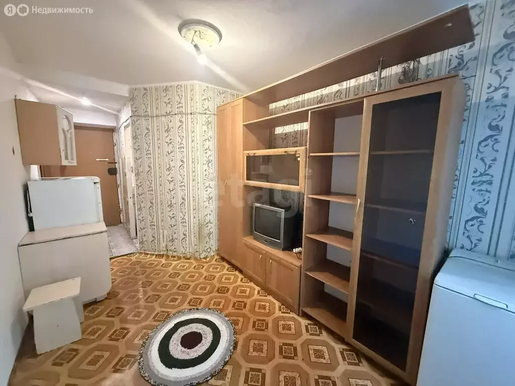 Квартира-студия: Красноярск, улица Воронова, 10А (13.7 м) - Фото 2