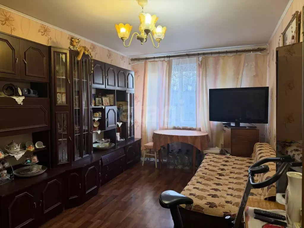 3-к кв. Белгородская область, Белгород Привольная ул., 18 (61.4 м) - Фото 2