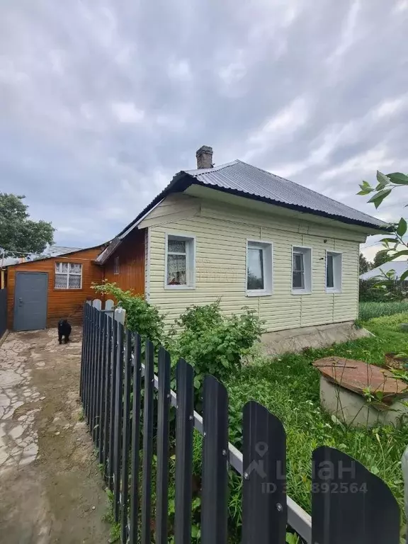Дом в Марий Эл, Медведевский район, Шойбулакское с/пос, пос. ... - Фото 0