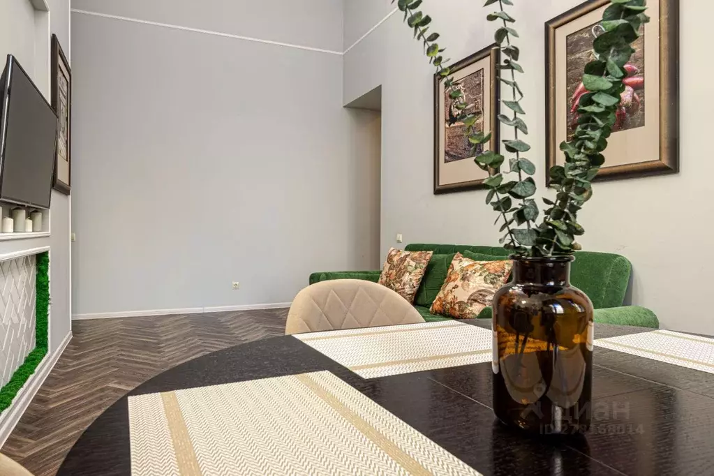 2-к кв. Санкт-Петербург наб. Реки Мойки, 10 (76.2 м) - Фото 1