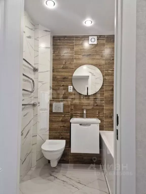 1-к кв. Брянская область, Брянск Новозыбковская ул., 9/1 (35.0 м) - Фото 1