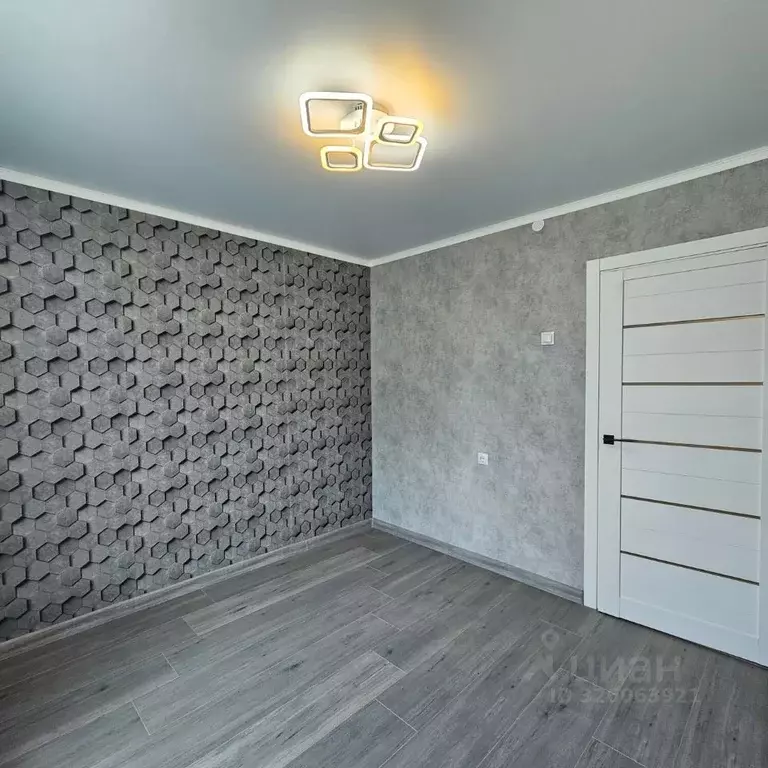 2-к кв. Краснодарский край, Абинск ул. Горького, 21 (36.1 м) - Фото 1