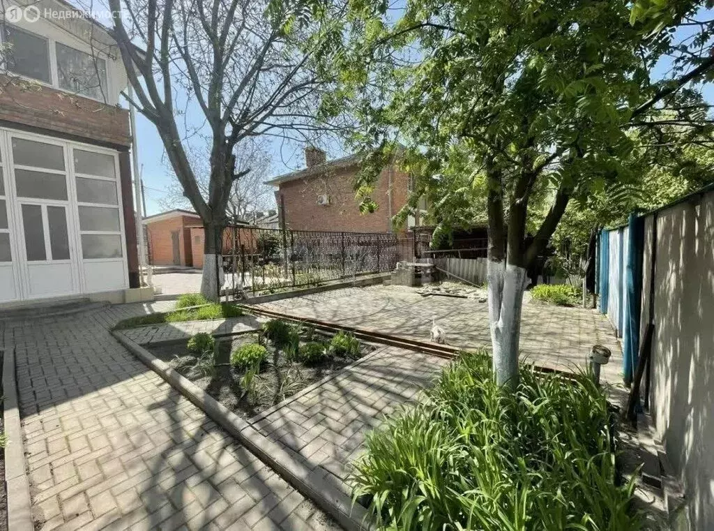 Дом в Аксай, улица Платова (174.2 м) - Фото 1