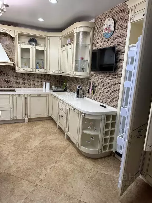 3-к кв. Московская область, Красногорск Заводская ул., 18к2 (104.7 м) - Фото 1