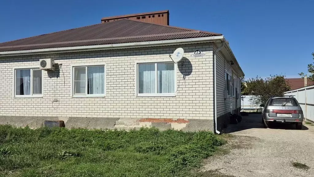 1-к кв. Краснодарский край, Лабинск Черноморская ул., 25 (40.0 м) - Фото 1