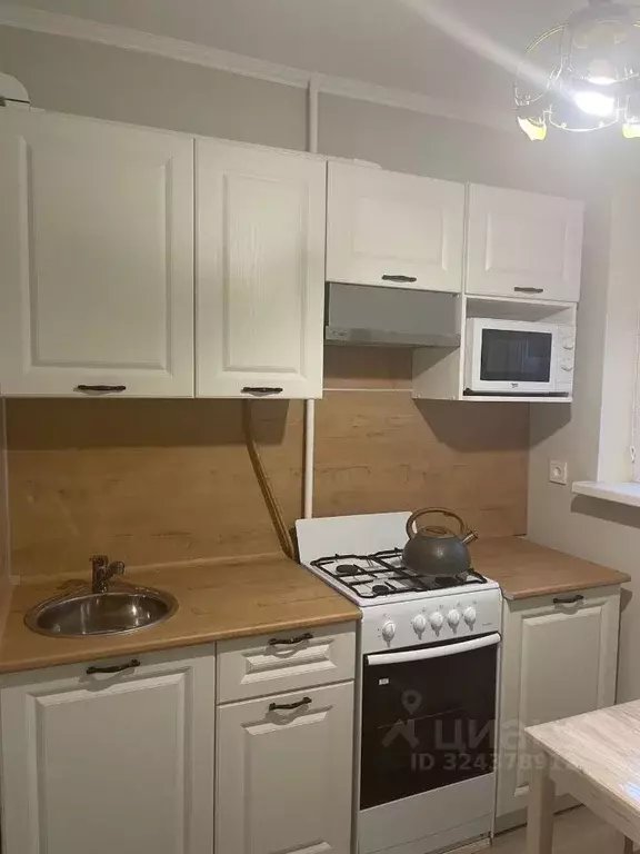 2-к кв. Свердловская область, Екатеринбург ул. Ткачей, 16 (37.0 м) - Фото 1