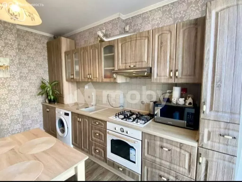 2-комнатная квартира: Гурьевск, Каштановая улица, 13 (56.5 м) - Фото 0