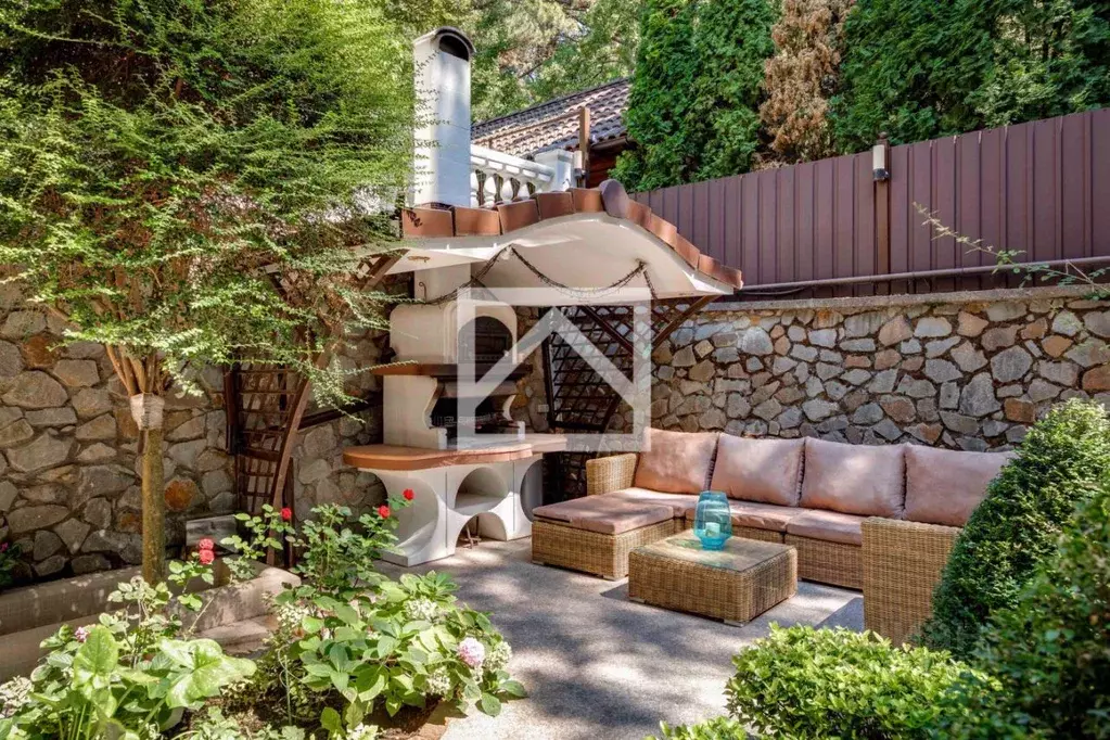 Дом в Крым, Ялта муниципальный округ, пос. Горное 41 (465 м) - Фото 2