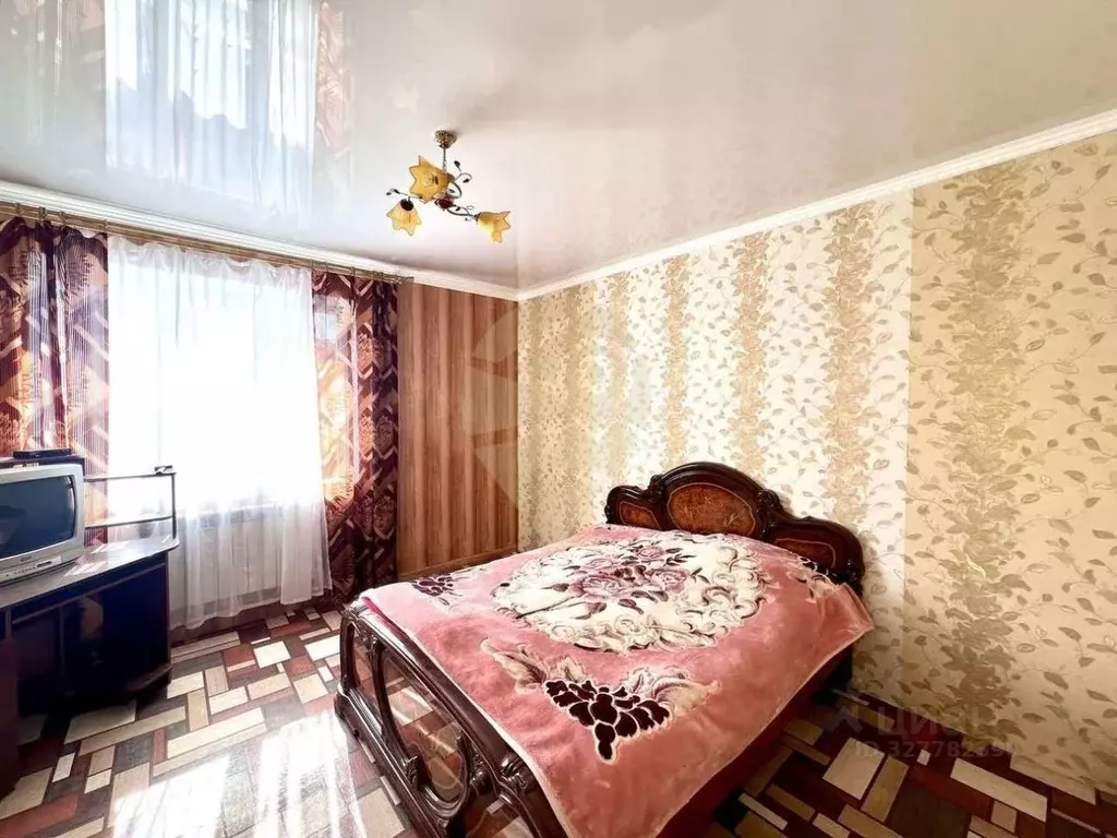 Коттедж в Белгородская область, Старый Оскол ул. Сталеваров (210 м) - Фото 1