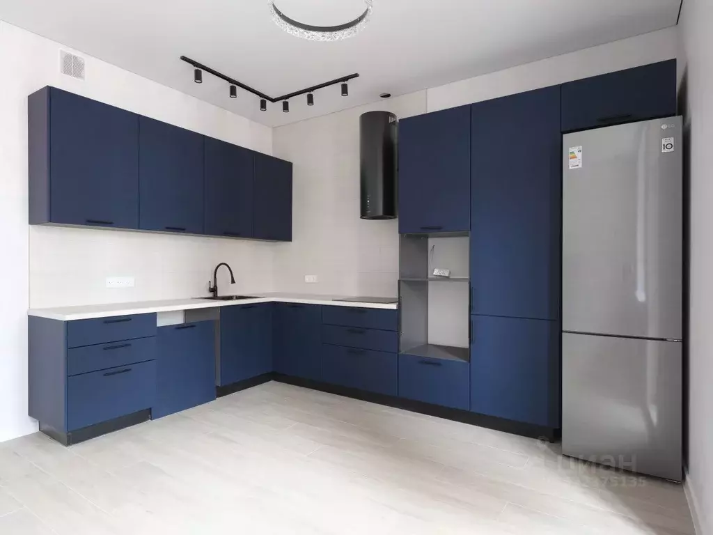 3-к кв. Ленинградская область, Мурино Всеволожский район, ул. ... - Фото 2