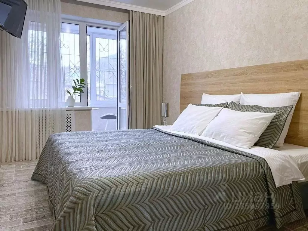 2-к кв. Ставропольский край, Кисловодск ул. Еськова, 1 (50.0 м) - Фото 0