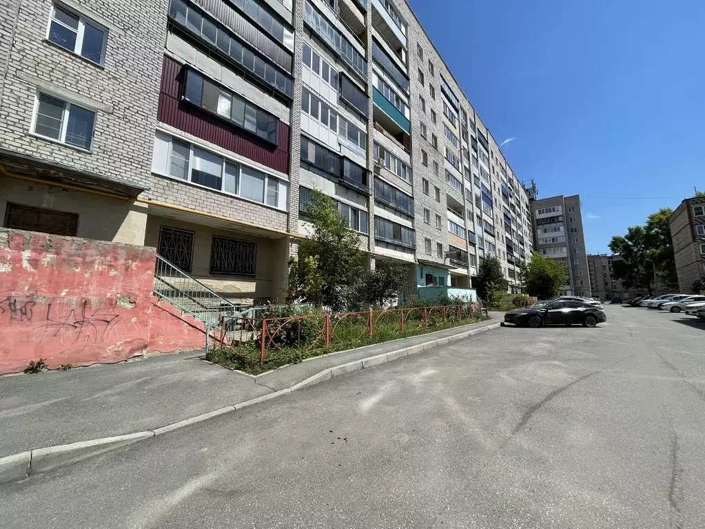 Продаётся 3-к квартира, 61.1 м - Фото 0