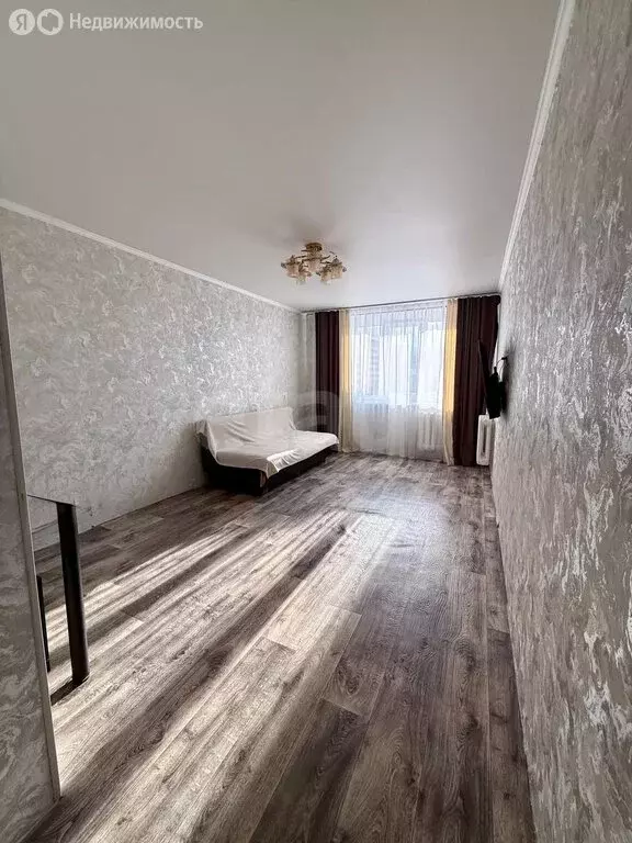 1-комнатная квартира: Альметьевск, улица Ленина, 104Б (42 м) - Фото 2